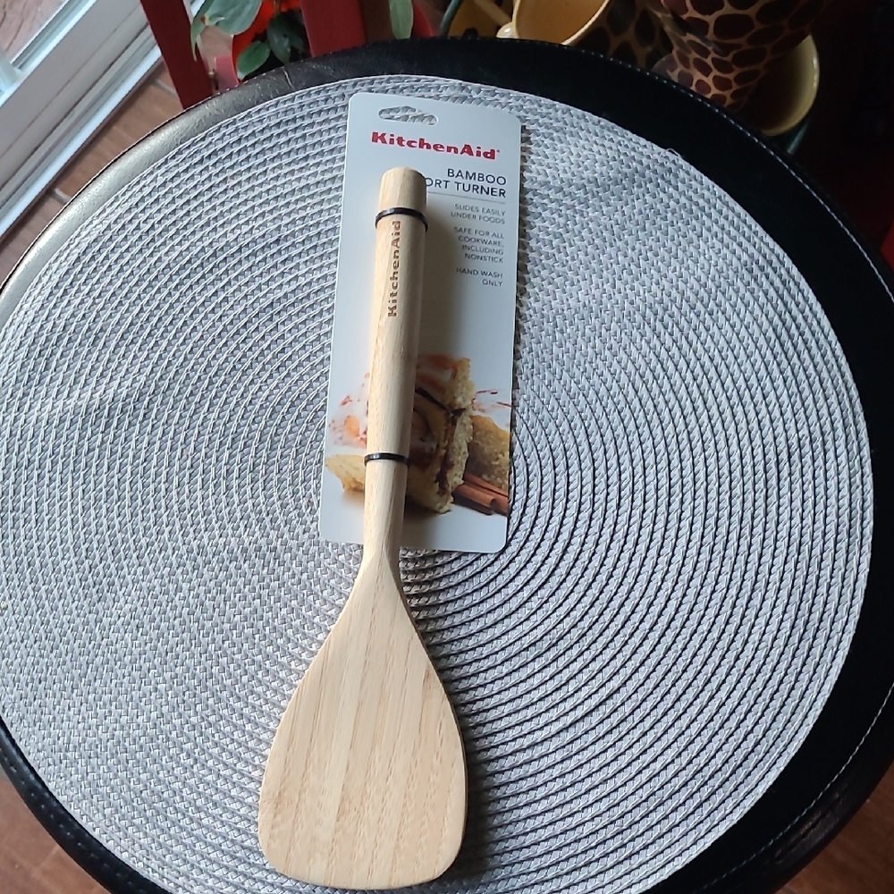 KitchenAid Bamboo Short Turner